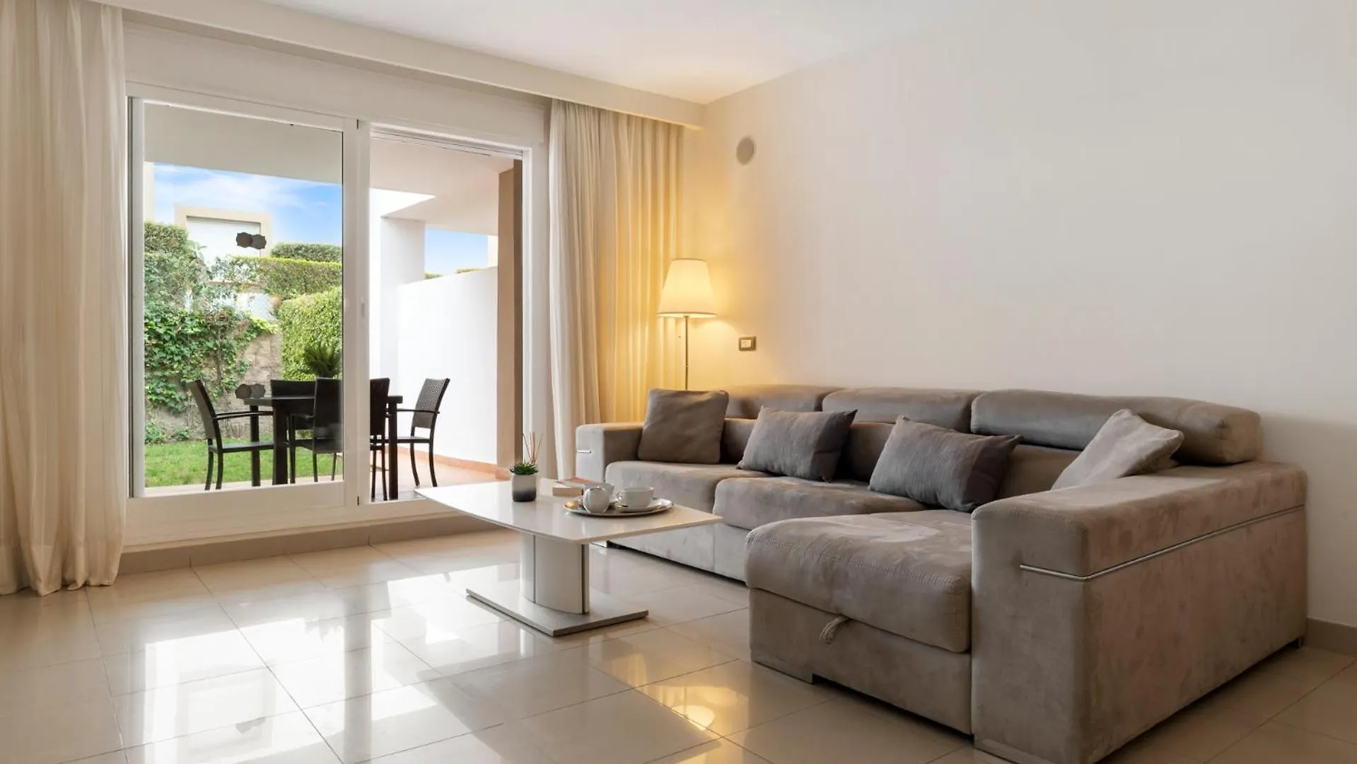 Cortijo Del Mar Resort 2 Bed Apartment Sleeps Up To 5 Estepona Spain