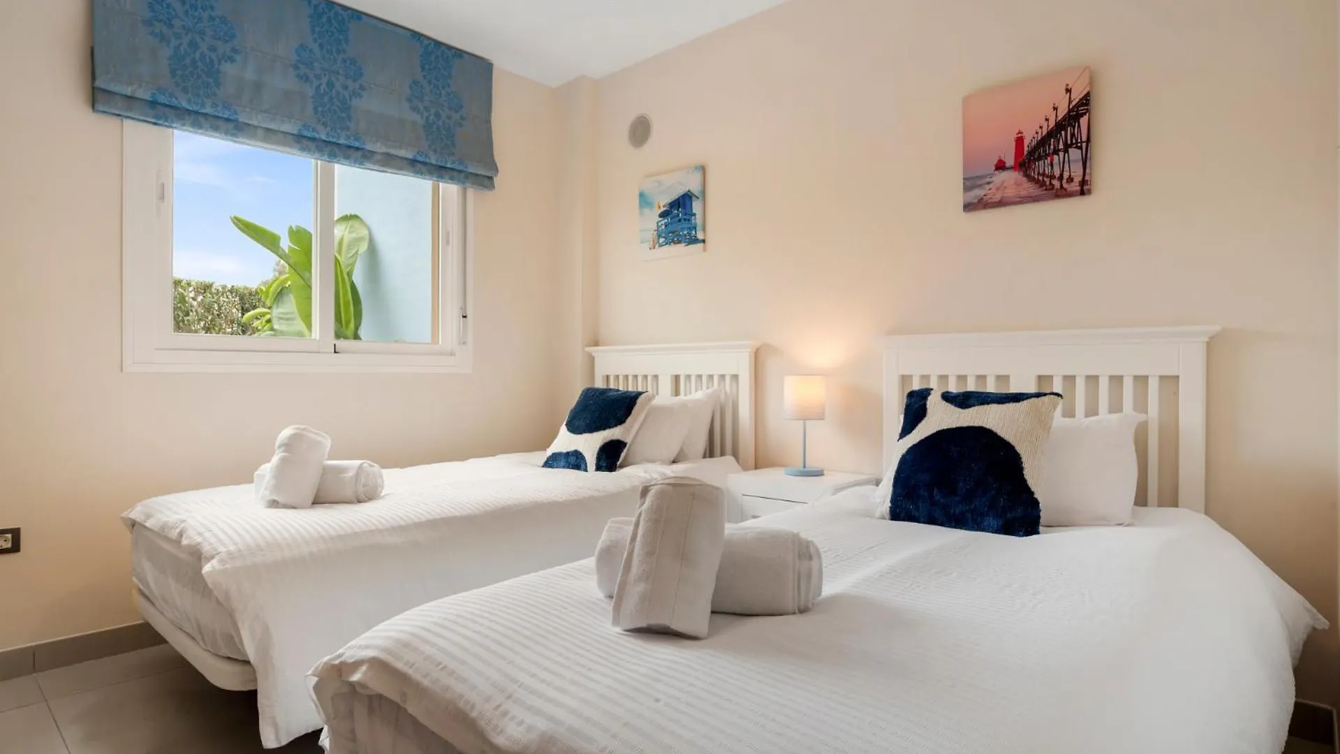Cortijo Del Mar Resort 2 Bed Apartment Sleeps Up To 5 Estepona